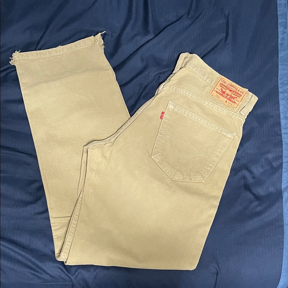 550 Levi's khaki Straight Leg Jeans with Frayed Hem